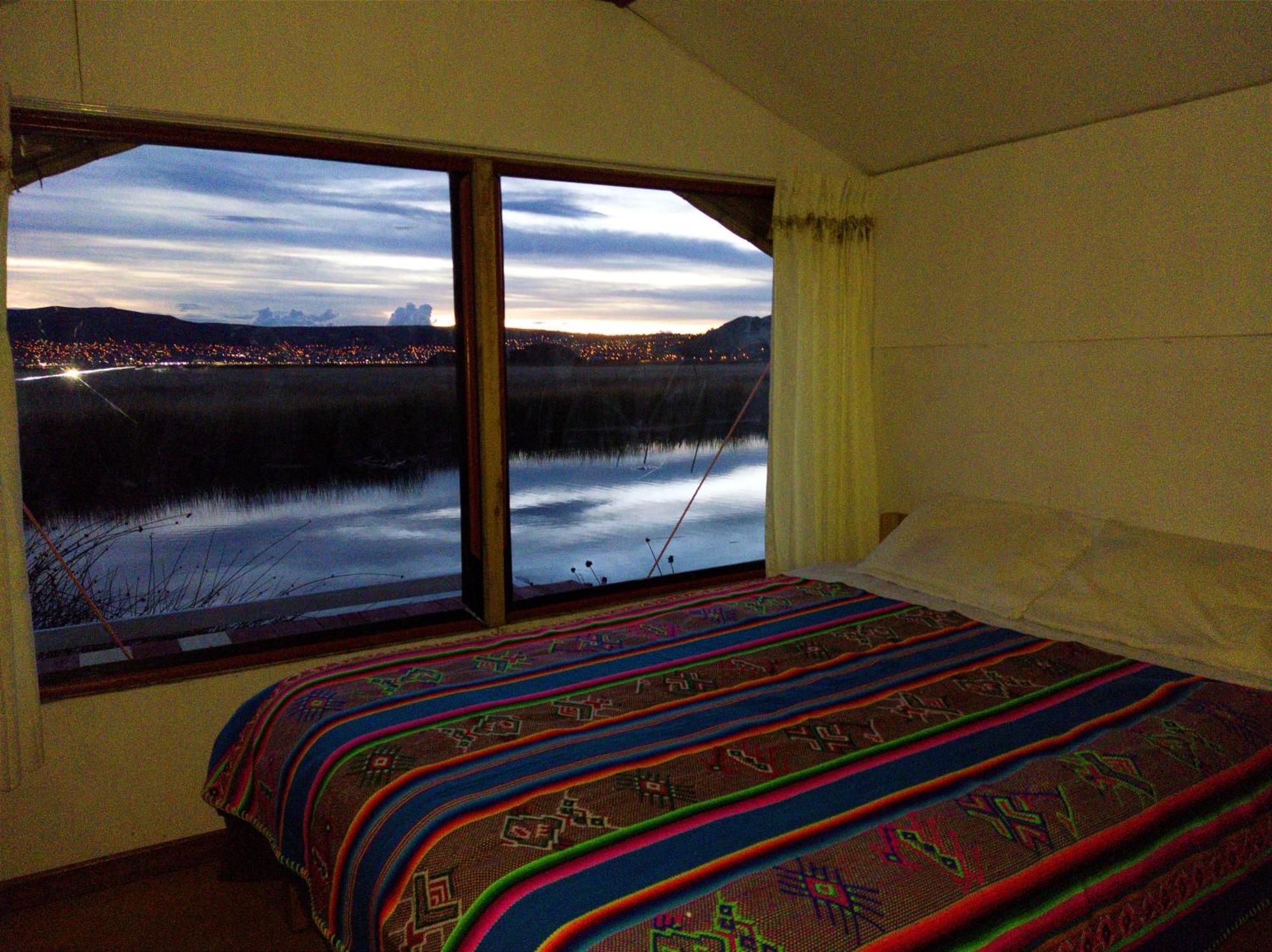 Los Uros Puno Ngoại thất bức ảnh